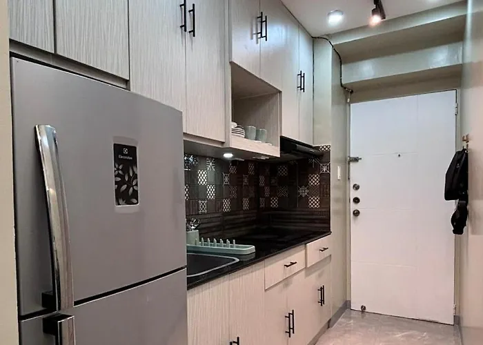 Modern Unit At Victoria Sports Tower